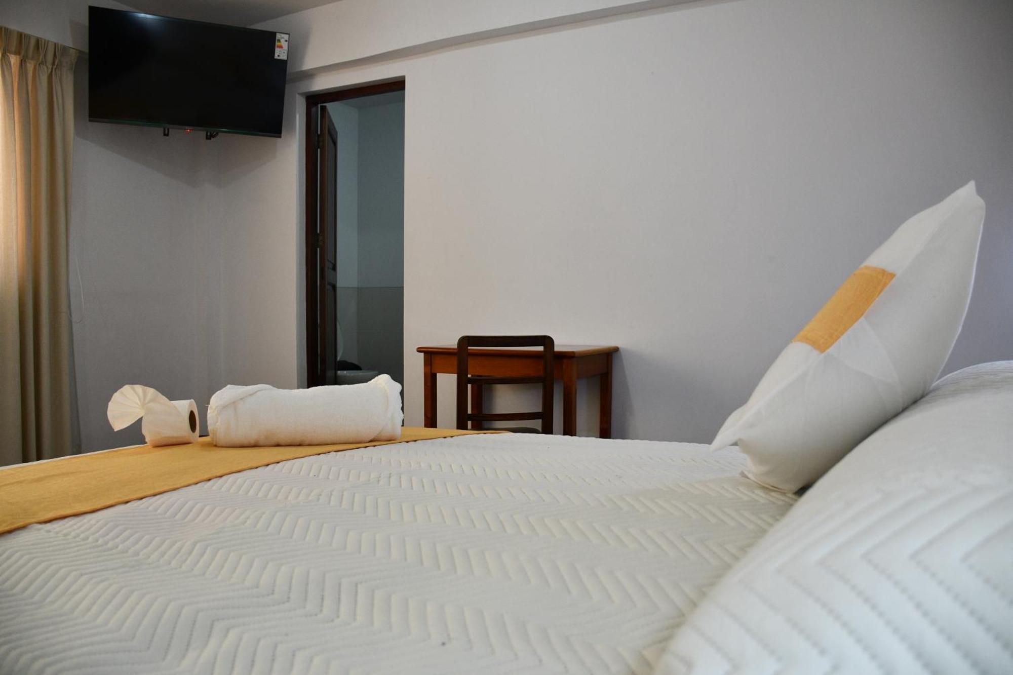 Hotel Express La Paz Extérieur photo