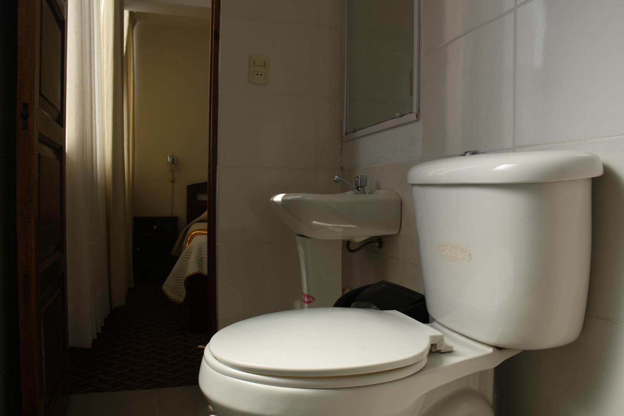 Hotel Express La Paz Extérieur photo
